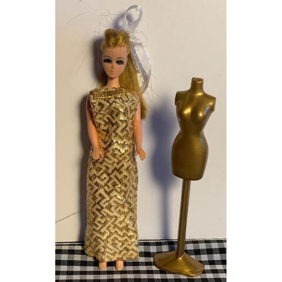 Dawn & Her Friends Topper Doll Set #29 - Picture 1 of 4